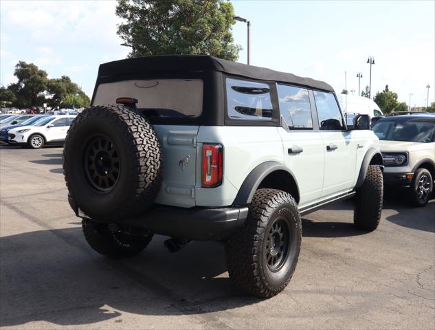 2021 Ford Bronco Base