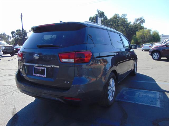 2016 Kia Sedona LX