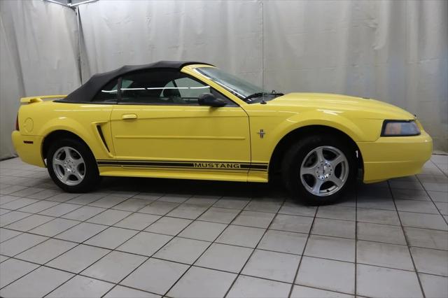 2003 Ford Mustang