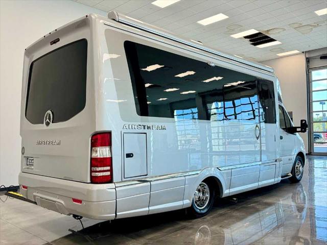 2025 Mercedes-Benz Sprinter 4500 Chassis Standard Roof 4-Cyl Diesel HO
