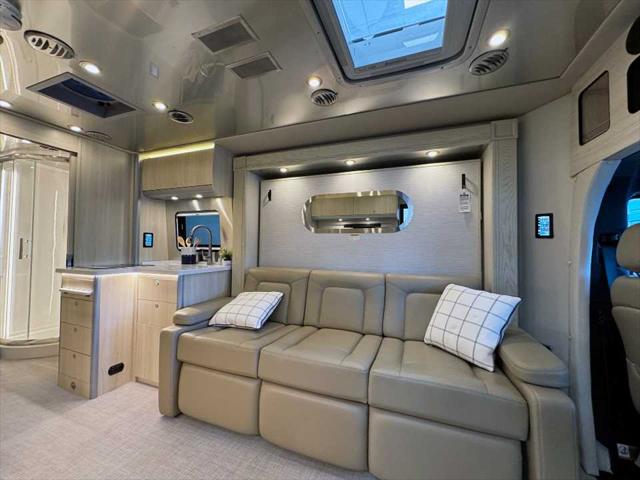 2025 Mercedes-Benz Sprinter 4500 Chassis Standard Roof 4-Cyl Diesel HO