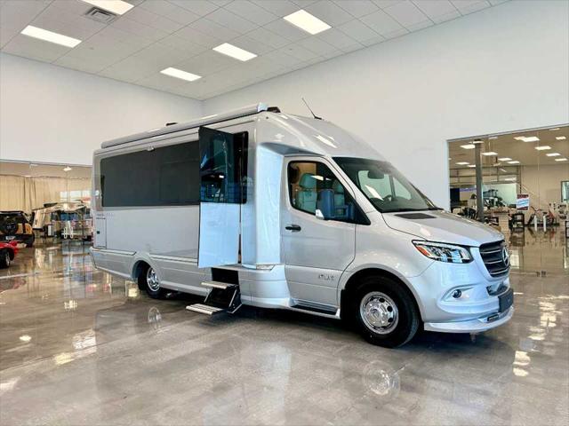 2025 Mercedes-Benz Sprinter 4500 Chassis Standard Roof 4-Cyl Diesel HO