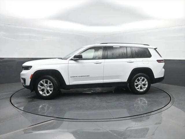 2023 Jeep Grand Cherokee L Limited for sale in Charles City, IA