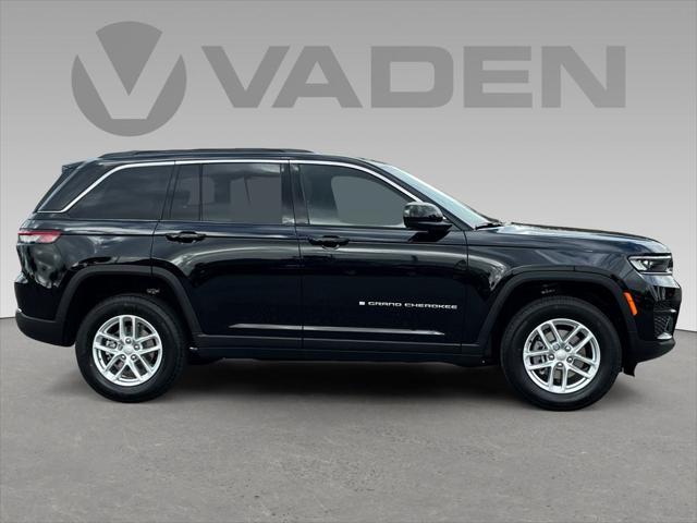 2025 Jeep Grand Cherokee GRAND CHEROKEE LAREDO X 4X2