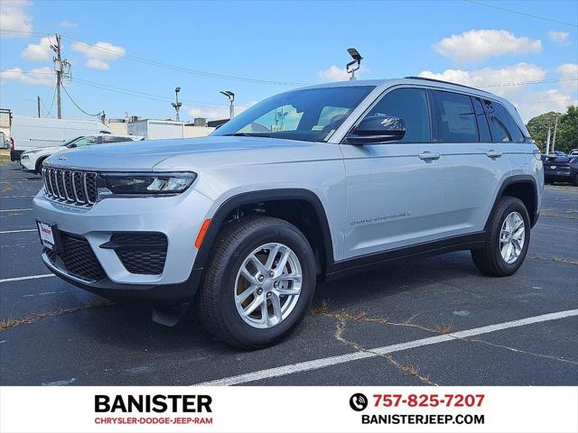 2025 Jeep Grand Cherokee GRAND CHEROKEE LAREDO X 4X2
