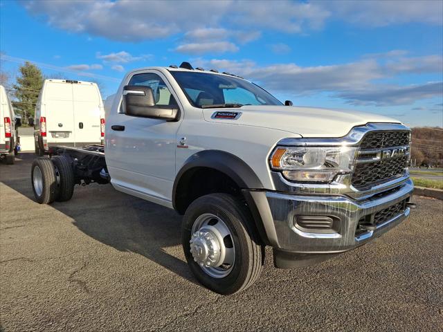 2024 RAM Ram 5500 Chassis Cab RAM 5500 TRADESMAN CHASSIS REGULAR CAB 4X4 84 CA