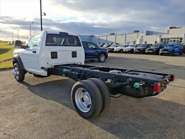 2024 RAM Ram 5500 Chassis Cab RAM 5500 TRADESMAN CHASSIS REGULAR CAB 4X4 84 CA