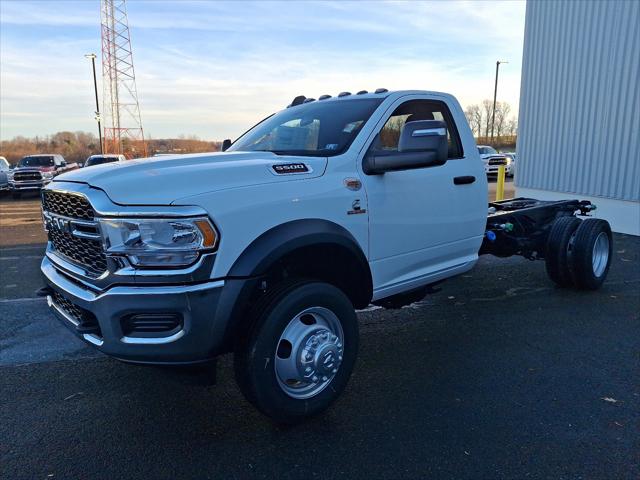 2024 RAM Ram 5500 Chassis Cab RAM 5500 TRADESMAN CHASSIS REGULAR CAB 4X4 84 CA