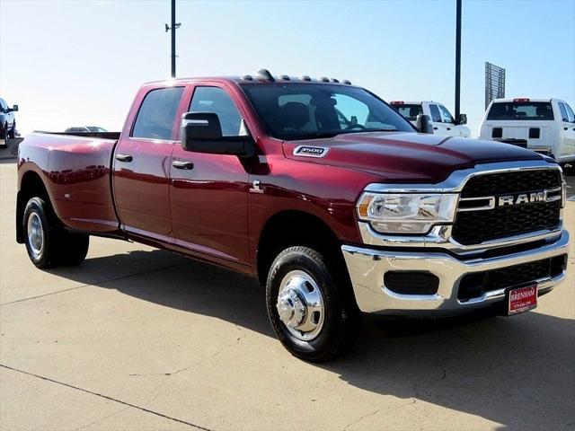 2024 RAM Ram 3500 RAM 3500 TRADESMAN CREW CAB 4X4 8 BOX