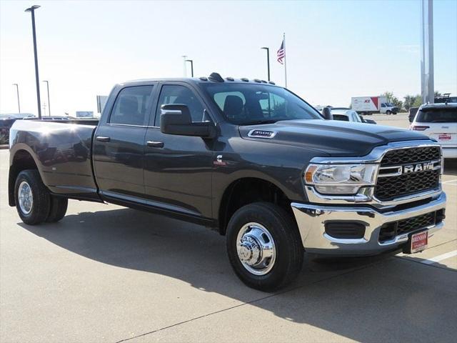 2024 RAM Ram 3500 RAM 3500 TRADESMAN CREW CAB 4X4 8 BOX