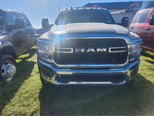 2024 RAM Ram 4500 Chassis Cab RAM 4500 TRADESMAN CHASSIS CREW CAB 4X4 60 CA