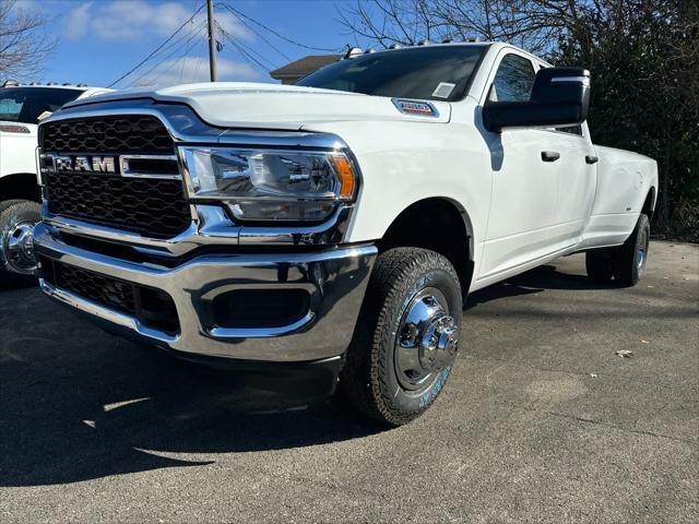 2024 RAM Ram 3500 RAM 3500 TRADESMAN CREW CAB 4X4 8 BOX