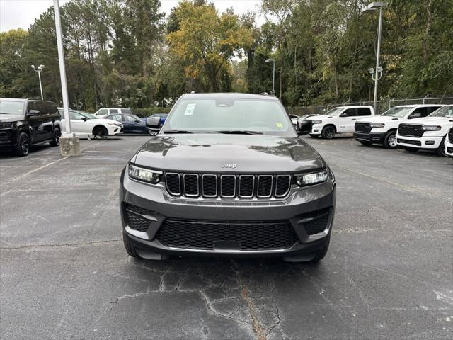 2025 Jeep Grand Cherokee GRAND CHEROKEE LAREDO X 4X2