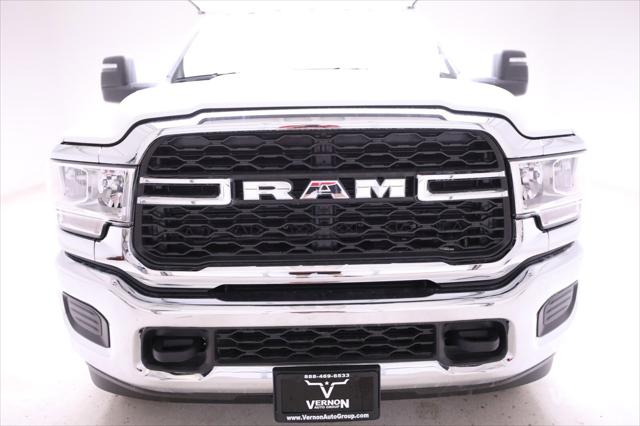 2024 RAM Ram 3500 RAM 3500 TRADESMAN CREW CAB 4X4 8 BOX