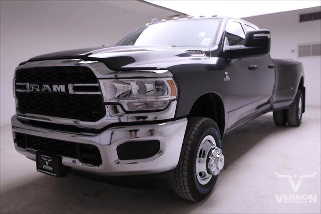 2024 RAM Ram 3500 RAM 3500 TRADESMAN CREW CAB 4X4 8 BOX