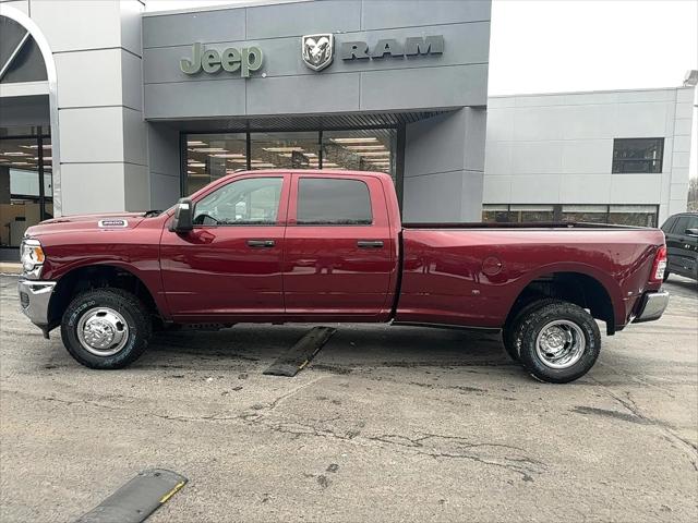 2024 RAM Ram 3500 RAM 3500 TRADESMAN CREW CAB 4X4 8 BOX