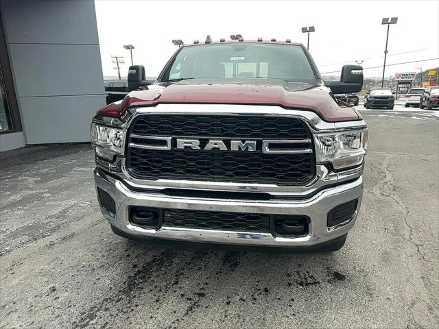 2024 RAM Ram 3500 RAM 3500 TRADESMAN CREW CAB 4X4 8 BOX