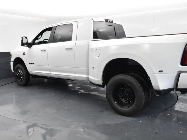 2024 RAM Ram 3500 RAM 3500 LARAMIE MEGA CAB 4X4 64 BOX