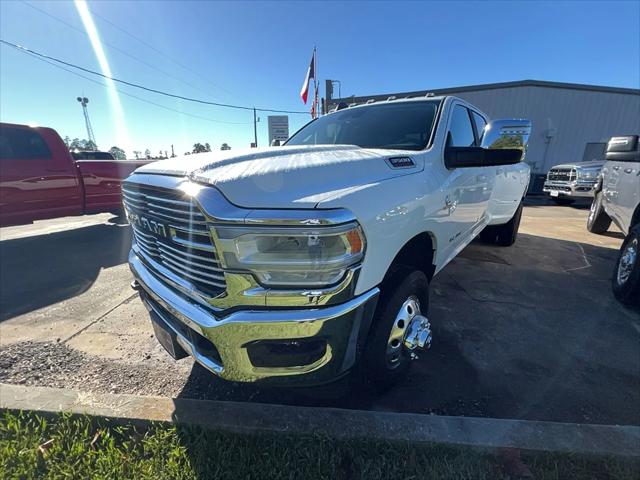 2024 RAM Ram 3500 RAM 3500 LARAMIE MEGA CAB 4X4 64 BOX