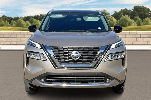 2021 Nissan Rogue Platinum FWD