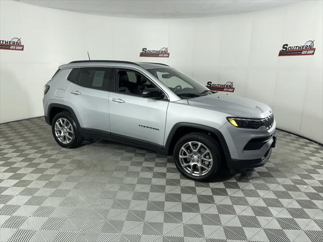 2024 Jeep Compass Latitude Lux FWD