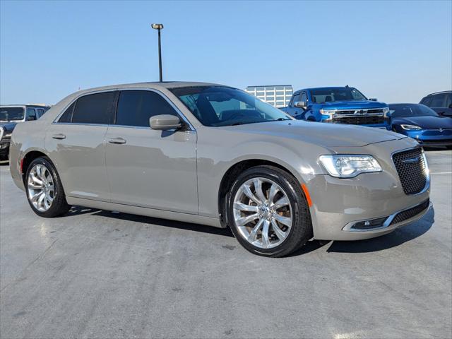 2018 Chrysler 300 Touring L