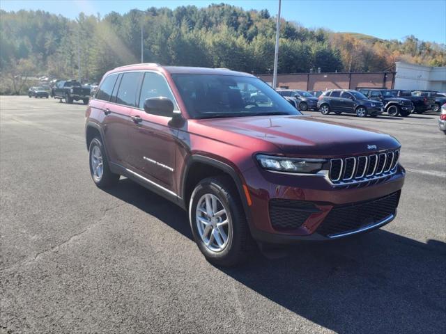 2024 Jeep Grand Cherokee GRAND CHEROKEE LAREDO X 4X4