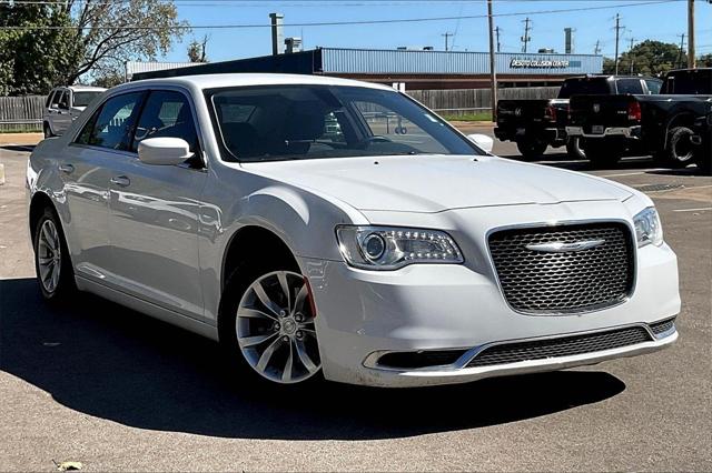 2018 Chrysler 300 Touring