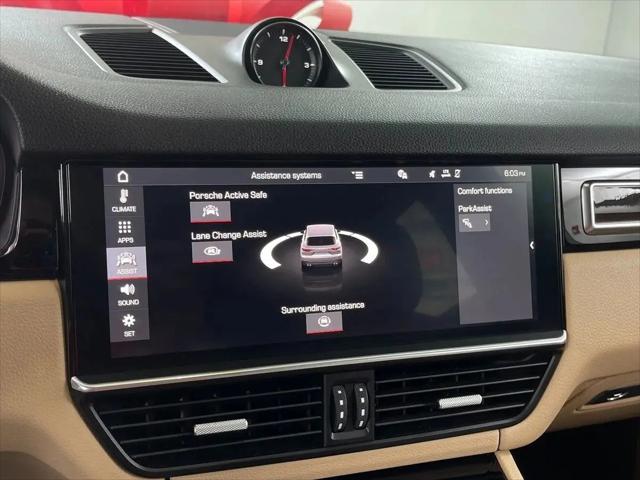 2019 Porsche Cayenne Standard