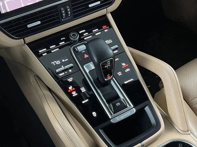 2019 Porsche Cayenne Standard