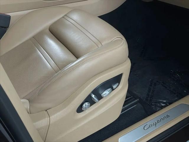 2019 Porsche Cayenne Standard