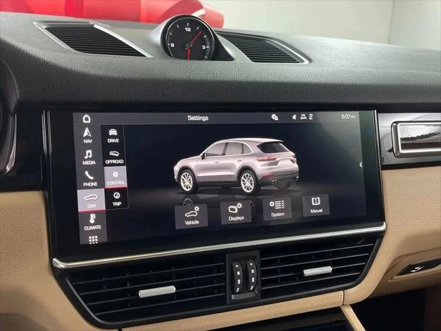 2019 Porsche Cayenne Standard