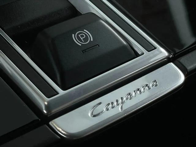 2019 Porsche Cayenne Standard