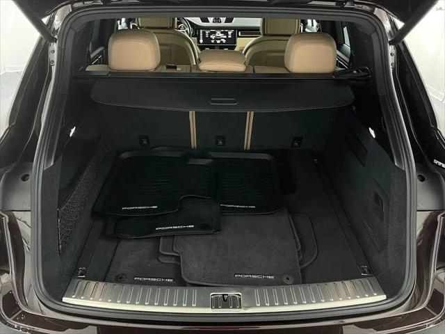 2019 Porsche Cayenne Standard