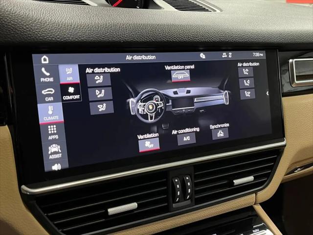 2019 Porsche Cayenne Standard