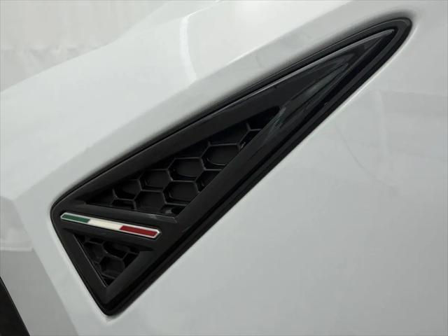 2021 Lamborghini Urus Pearl Capsule