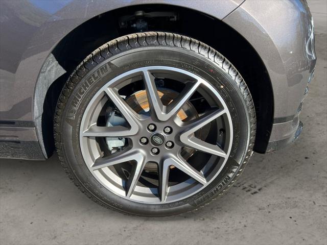 2025 Land Rover Range Rover Velar P400 Dynamic SE