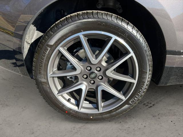 2025 Land Rover Range Rover Velar P400 Dynamic SE