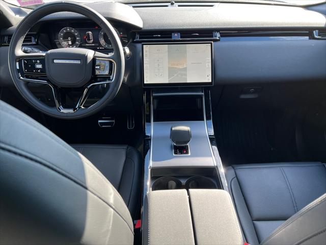 2025 Land Rover Range Rover Velar P400 Dynamic SE