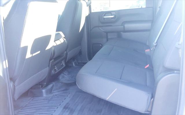2025 GMC Sierra 2500HD 4WD Crew Cab Standard Bed Pro