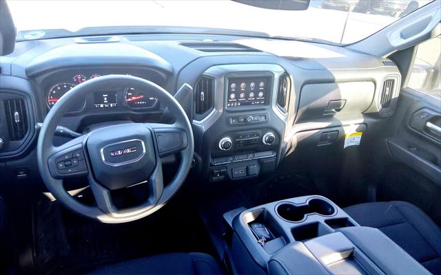2025 GMC Sierra 2500HD 4WD Crew Cab Standard Bed Pro