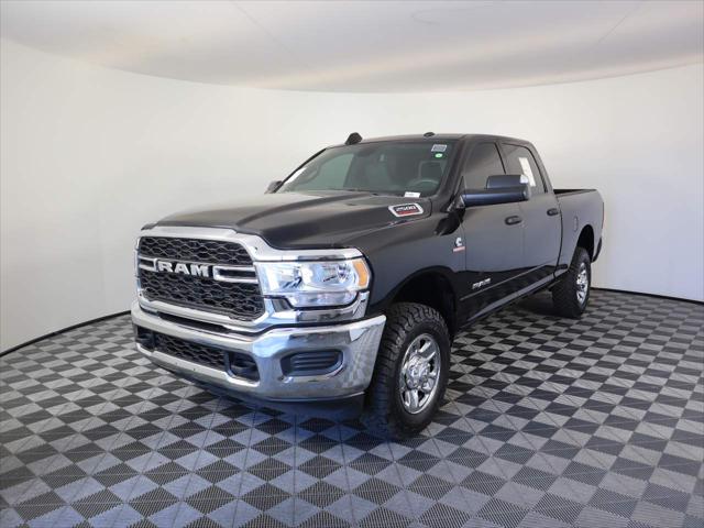 2022 RAM 2500 Tradesman Crew Cab 4x4 64 Box