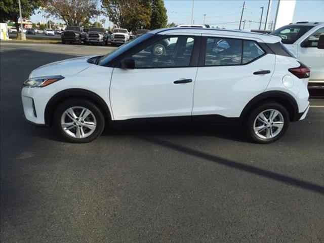 2021 Nissan Kicks S Xtronic CVT