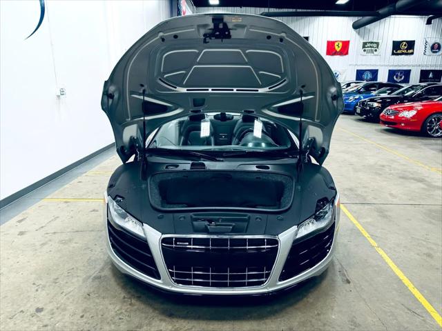 2012 Audi R8 5.2
