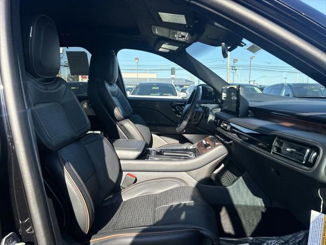2025 Lincoln Aviator Black Label