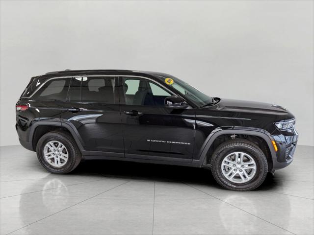 2025 Jeep Grand Cherokee GRAND CHEROKEE LAREDO 4X4
