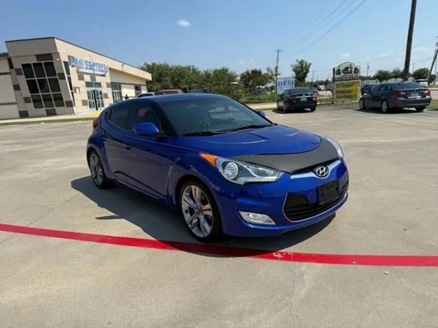2013 Hyundai Veloster Base w/Black