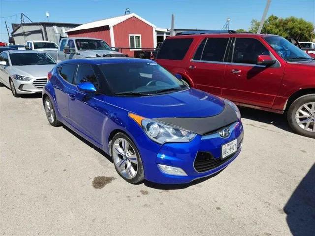 2013 Hyundai Veloster Base w/Black