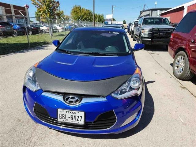 2013 Hyundai Veloster Base w/Black