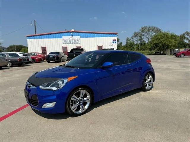 2013 Hyundai Veloster Base w/Black